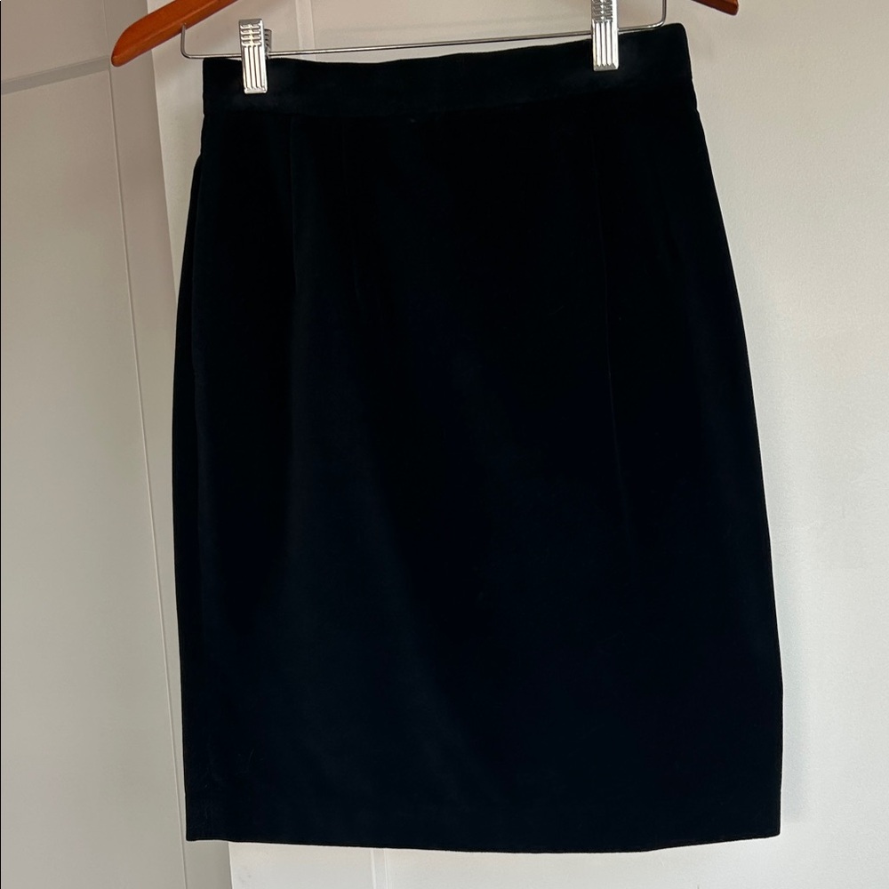 Vintage Chic Thick Blue Velvet Pencil Skirt - Michel Rene